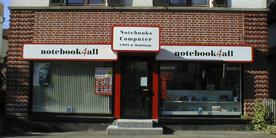 Ladengeschäft der notebook4all GmbH in der Hauptstr. 91 in Stuttgart-Vaihingen von außen